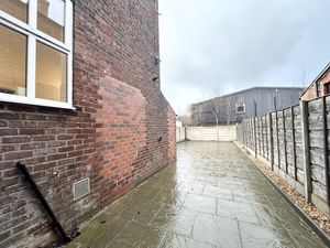 Photo 14- click for photo gallery